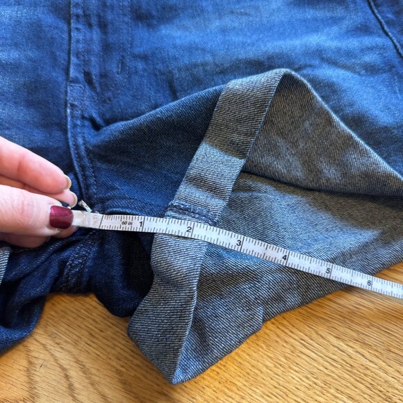 Old Navy High Rise Wow Shorts Dark Wash Size 8 - Picture 12 of 12